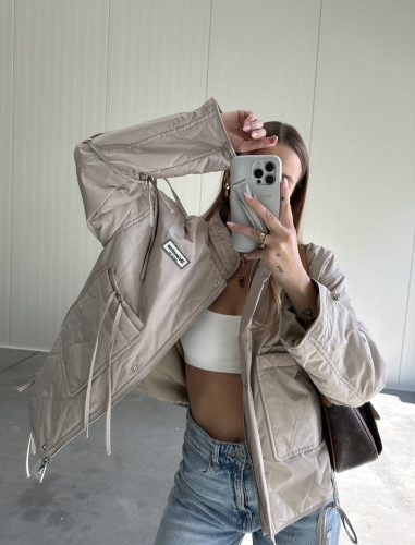 Lekka Kurtka "Strings" Jacket Beige